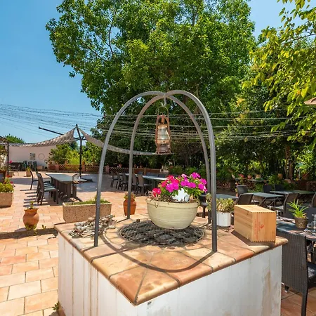 Terrenia * Ταορμίνα