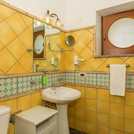 Terrenia Ταορμίνα