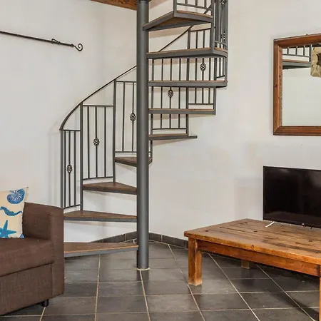 Terrenia Farm stay *