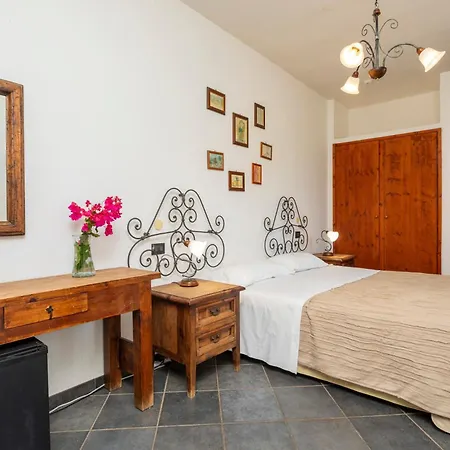 Farm stay Terrenia Taormina
